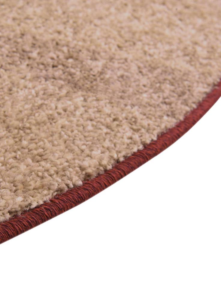 Detail image of  4' 1 x 6' 1 Equinox Oval Rug