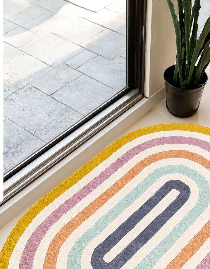 Detail image of  4' 1 x 6' 1 Hand Tufted Wool Oval Rug