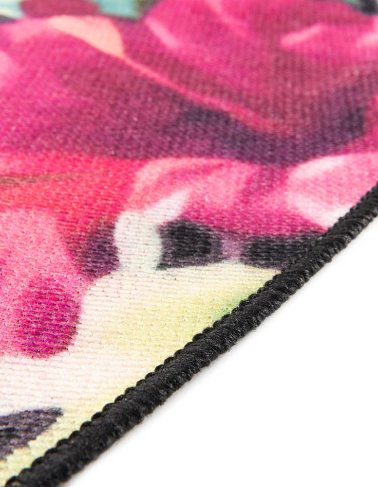 Detail image of  2' x 3' 1  Washable Jill Zarin Caribbean Indoor / Outdoor Oval Rug