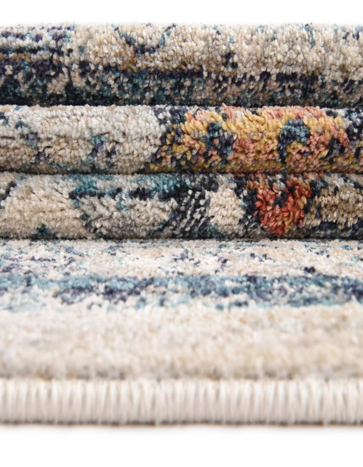 Detail image of  4' x 6' Lola Oval Rug