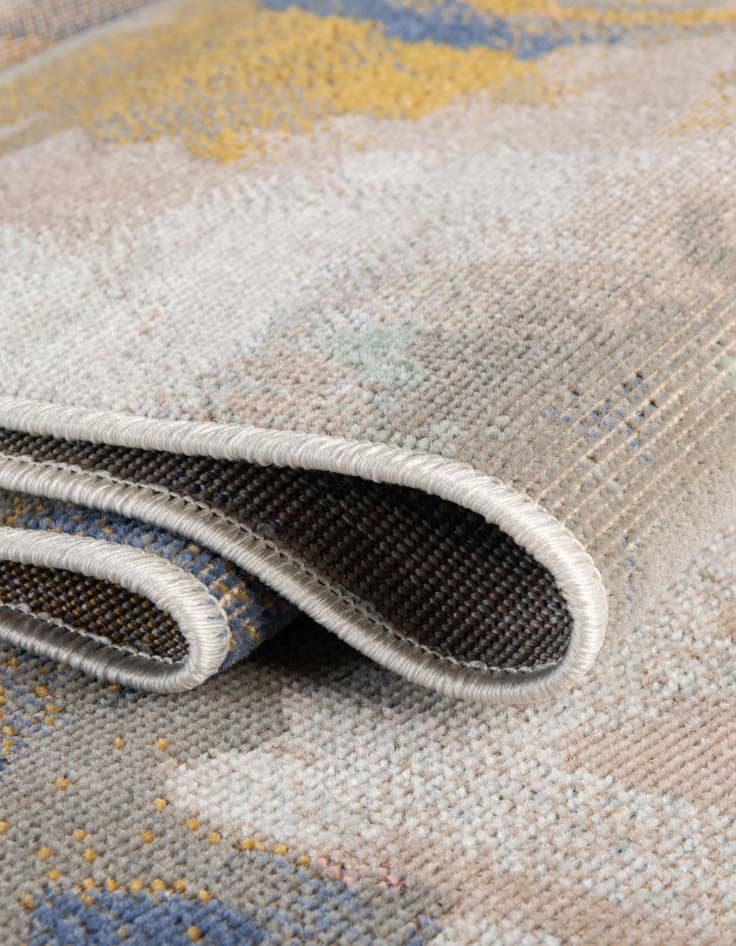 Detail image of  8' x 10' Lotus Oval Rug