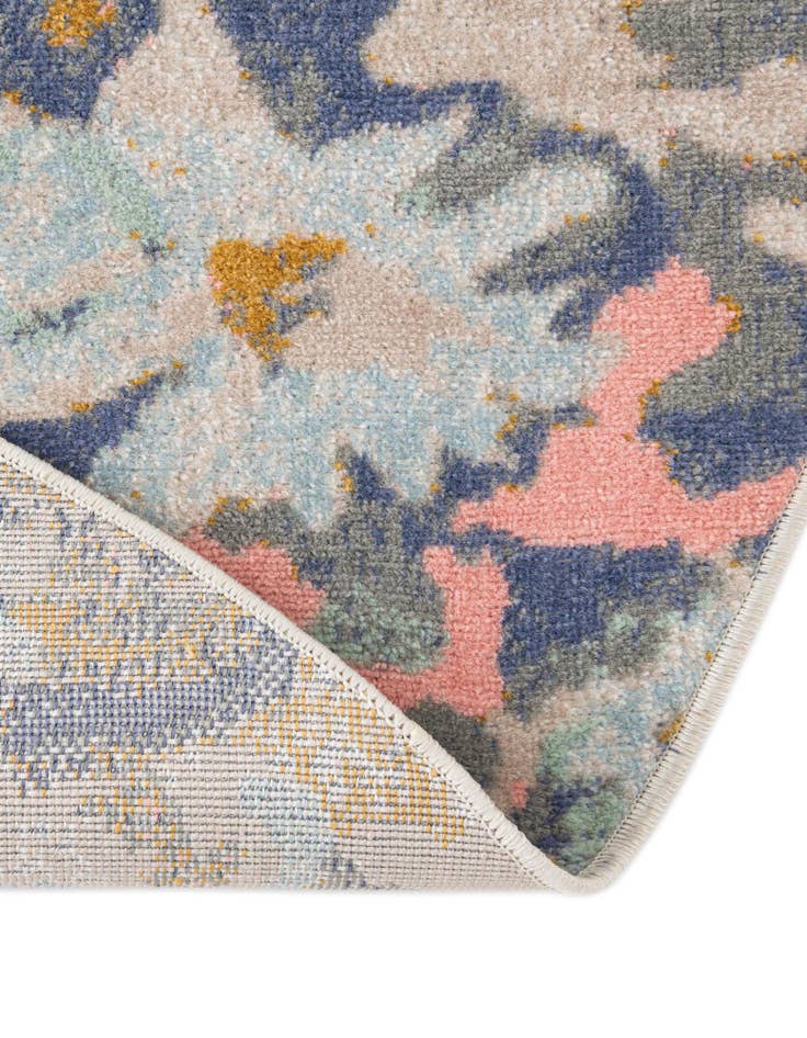 Detail image of  8' x 10' Lotus Oval Rug