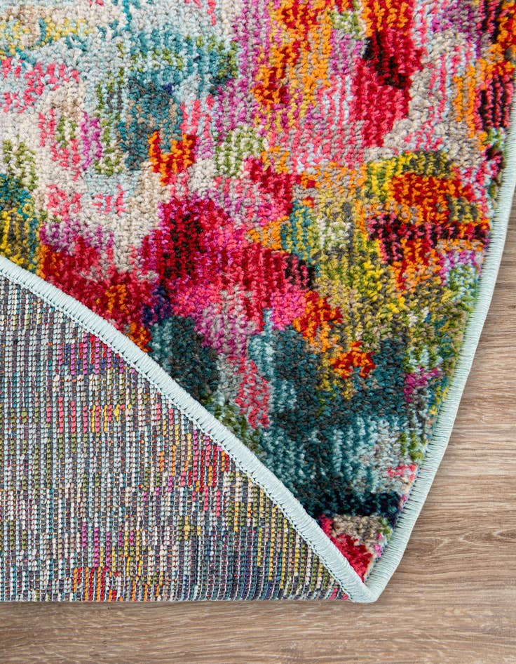 Detail image of  5' 3 x 8'  Washable Theia Oval Rug