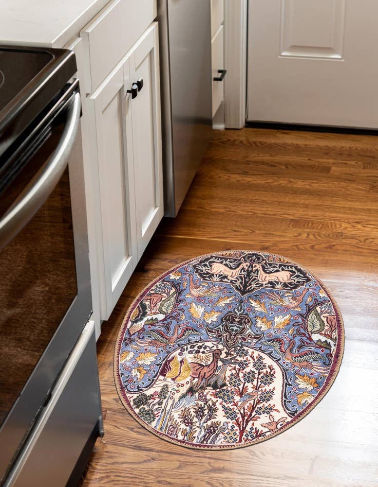 Detail image of  2' x 3' 1 Timeless Oval Rug