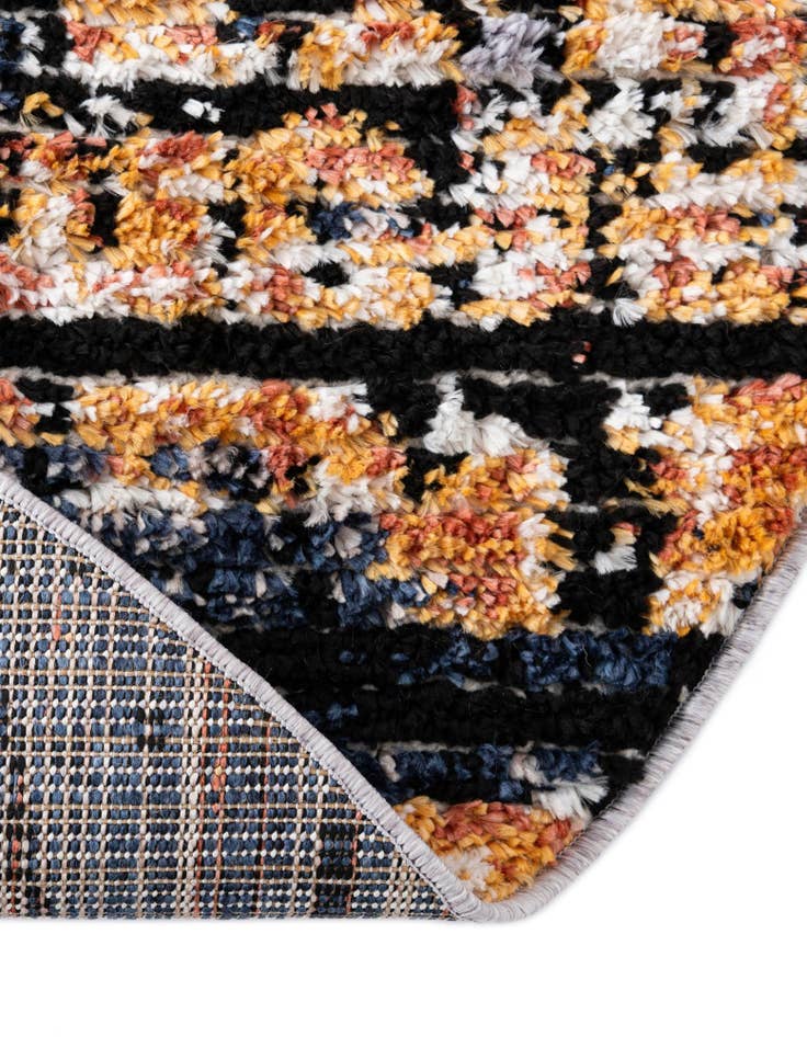 Detail image of  4' x 6' Tucson Oval Rug