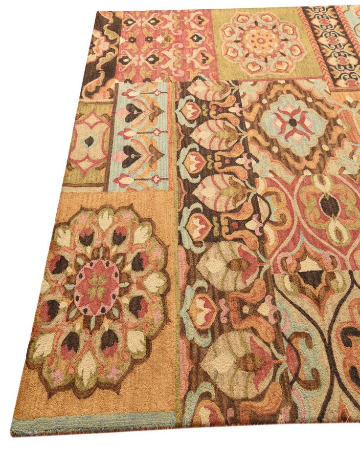 Detail image of  8' x 9' 11 Agra Rug