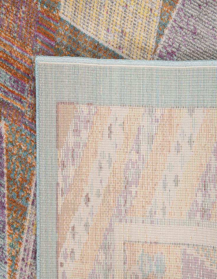 Detail image of 7' x 10' Alexis Rug