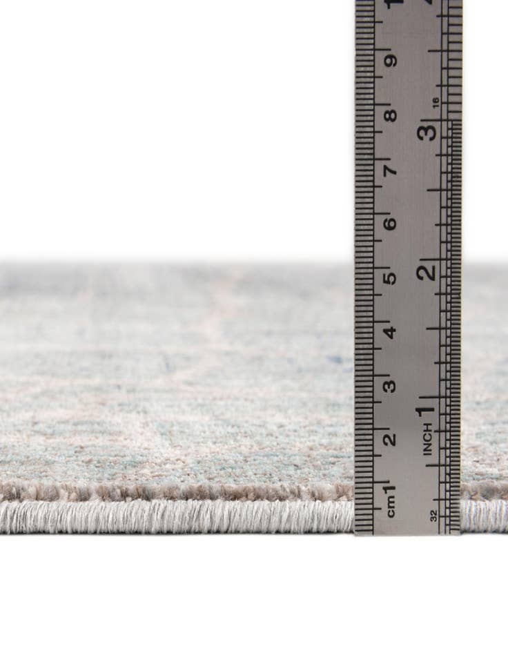 Detail image of  4' x 6' Alexis Rug