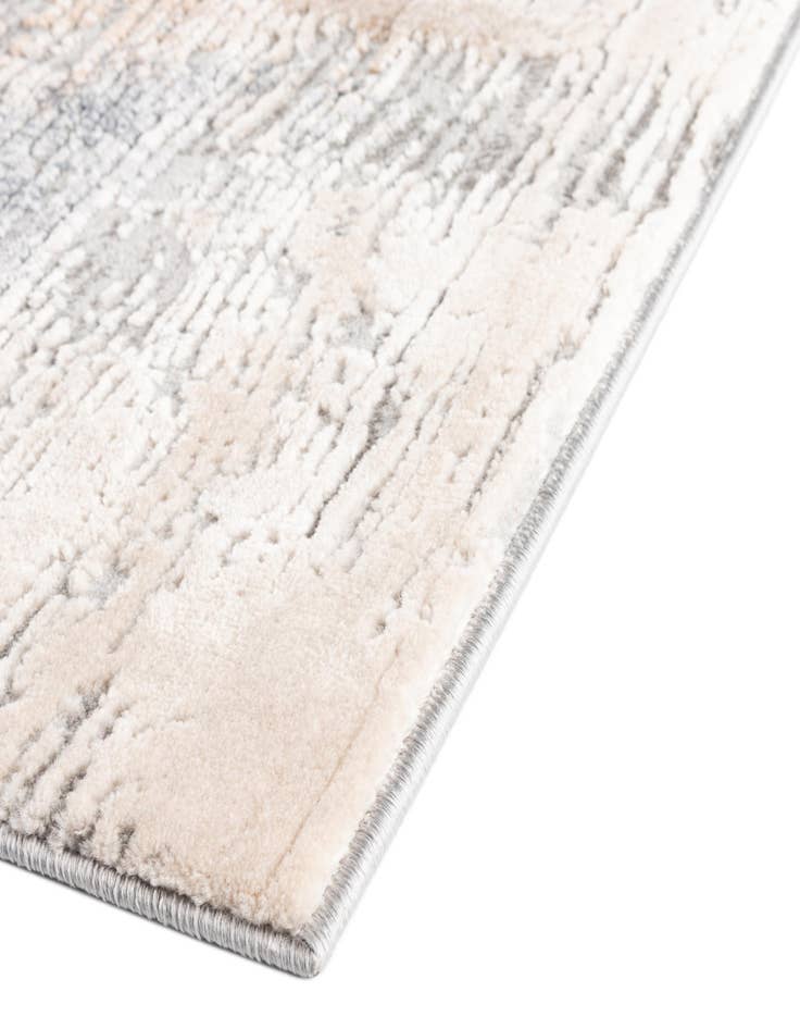 Detail image of  4' x 6' Alexis Rug