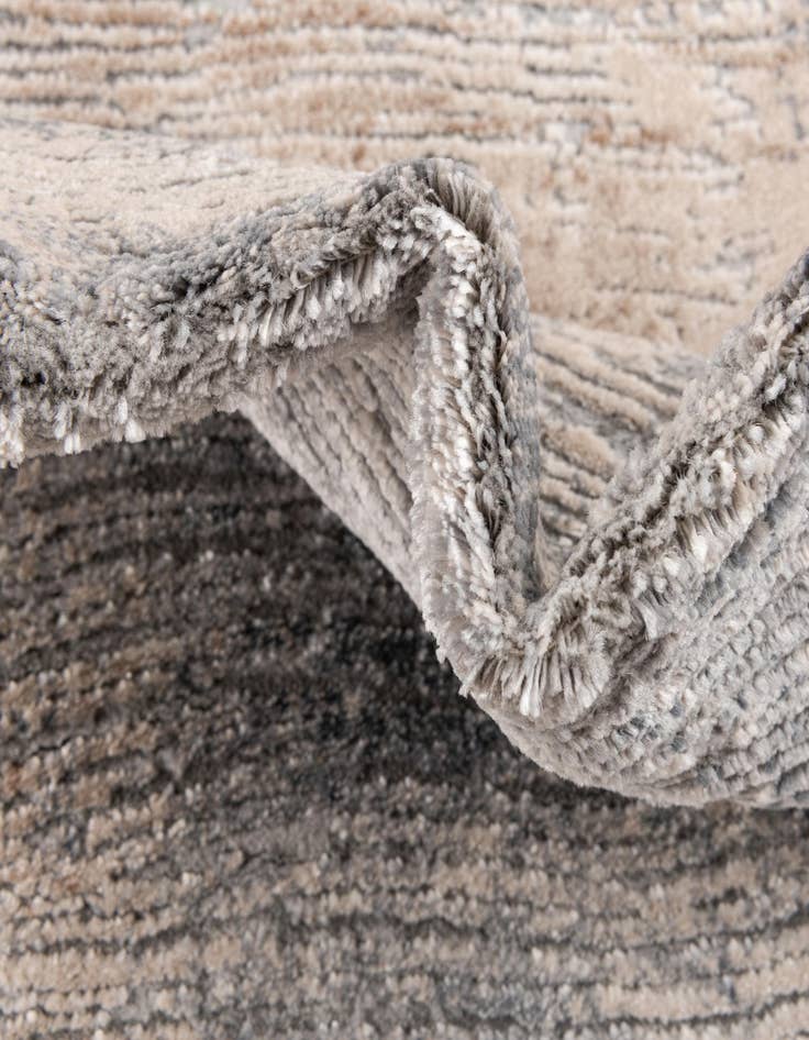 Detail image of  4' x 6' Alexis Rug