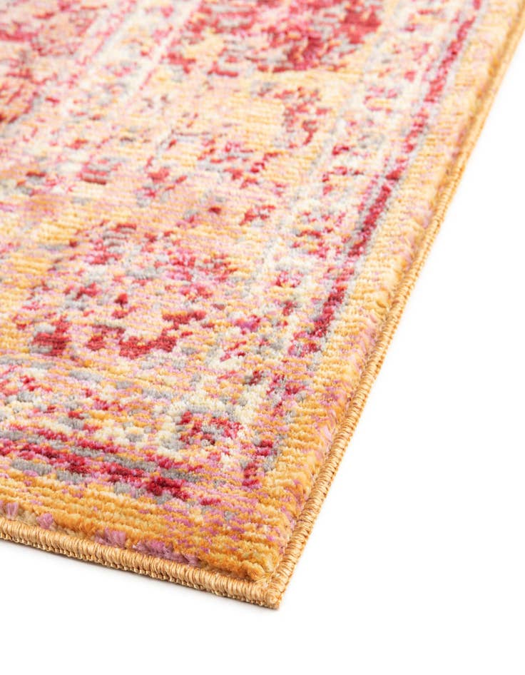 Detail image of  4' x 6' Alexis Rug