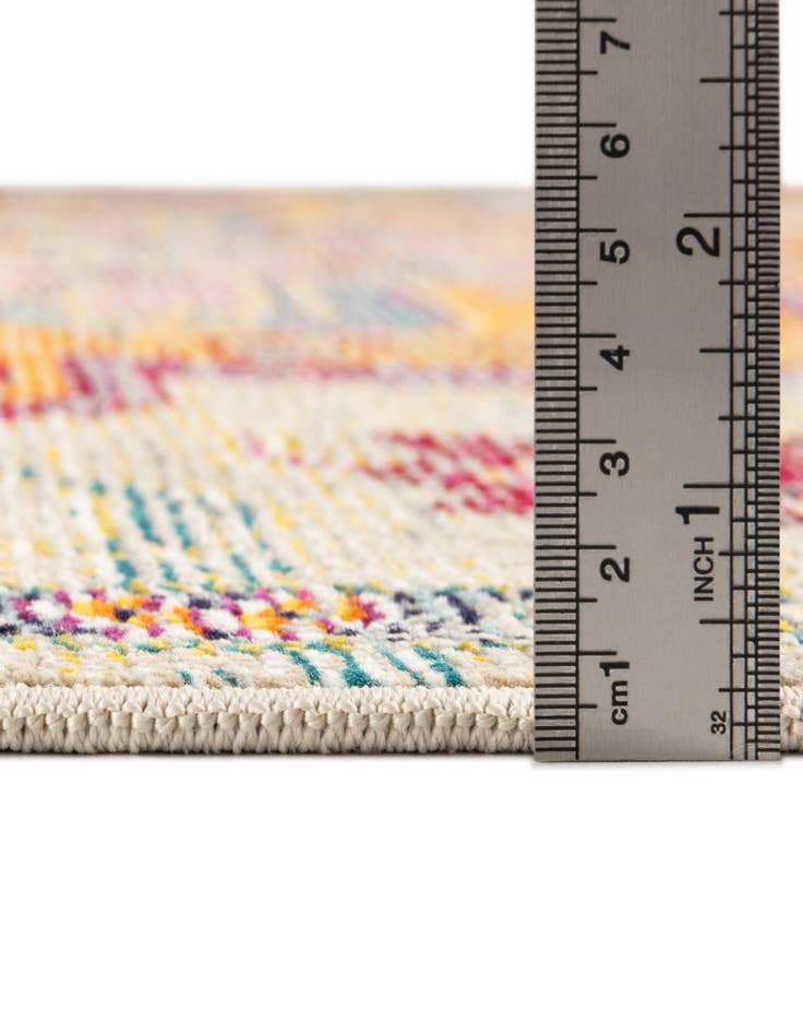 Detail image of  5' x 8' 2 Amulet Rug