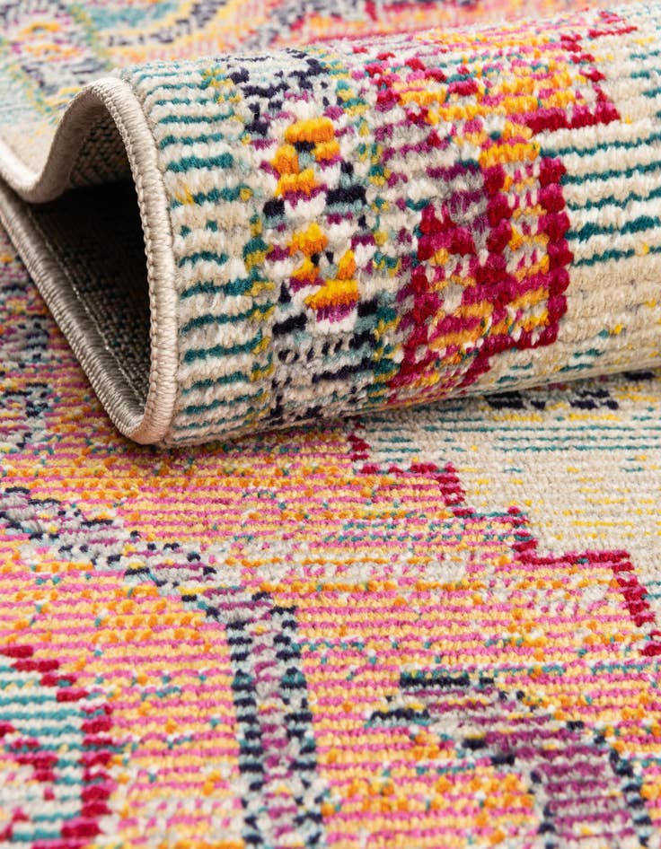 Detail image of  5' x 8' 2 Amulet Rug