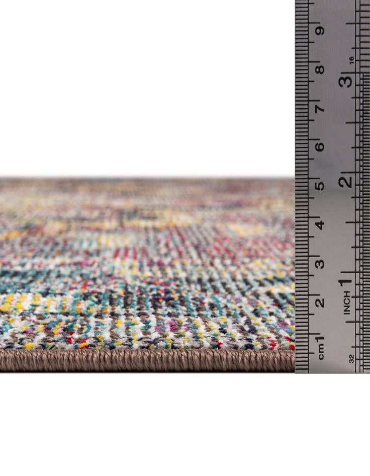 Detail image of  5' x 8' 2 Amulet Rug