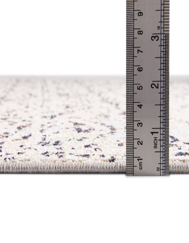 Detail image of  4' x 6' Amulet Rug