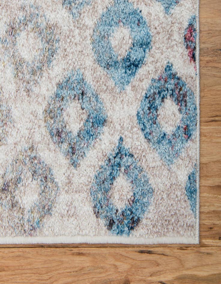 Detail image of  10' x 13' Andromeda Rug