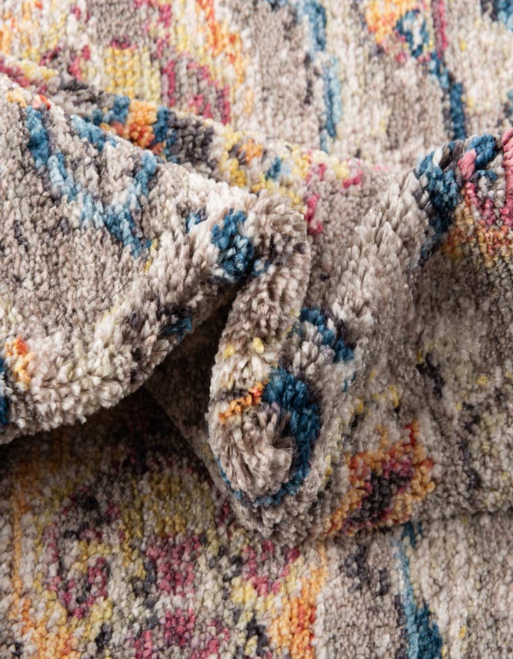 Detail image of  4' x 6' Andromeda Rug