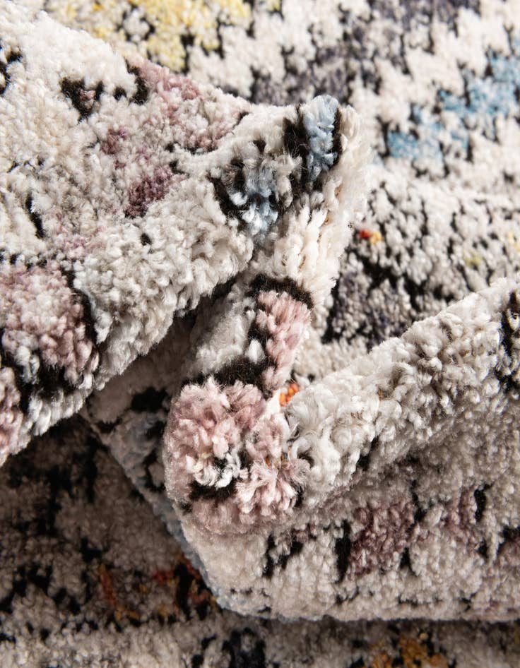 Detail image of  5' 3 x 7' 3 Andromeda Rug