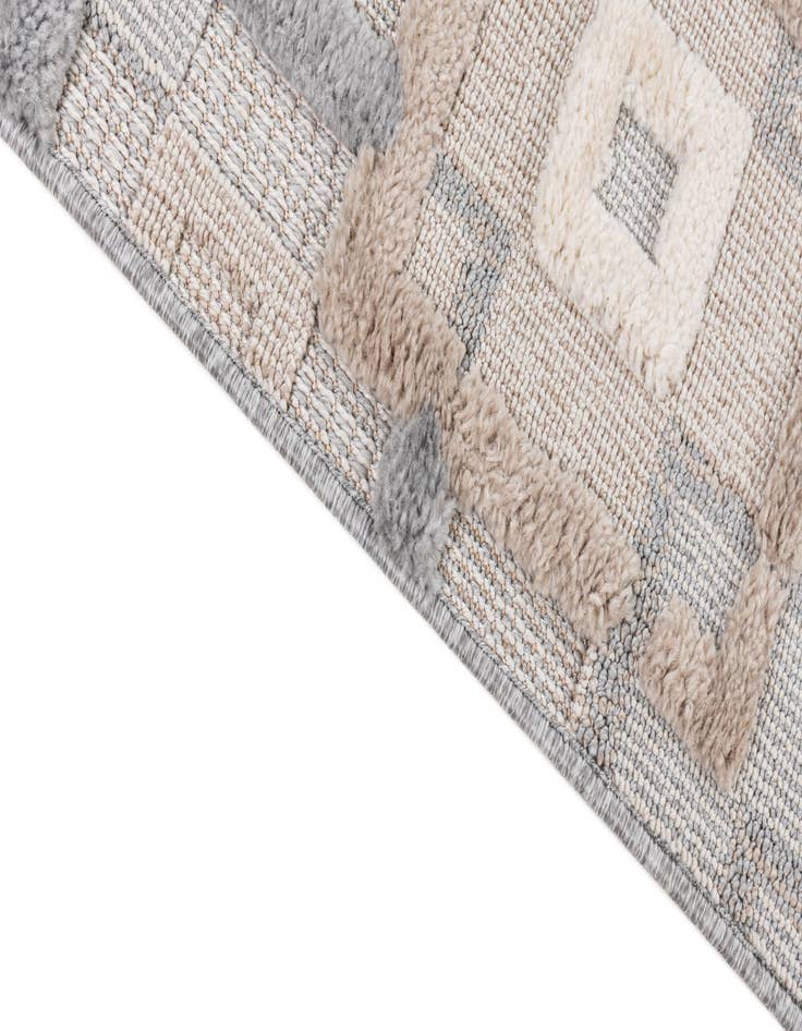 Detail image of  5' 2 x 7' 8 Arlo Rug