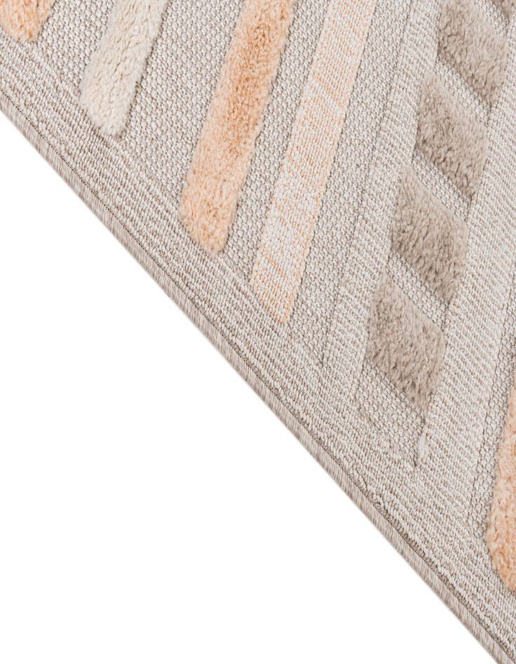 Detail image of  5' 2 x 7' 8 Arlo Rug