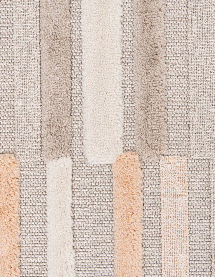 Detail image of  5' 2 x 7' 8 Arlo Rug