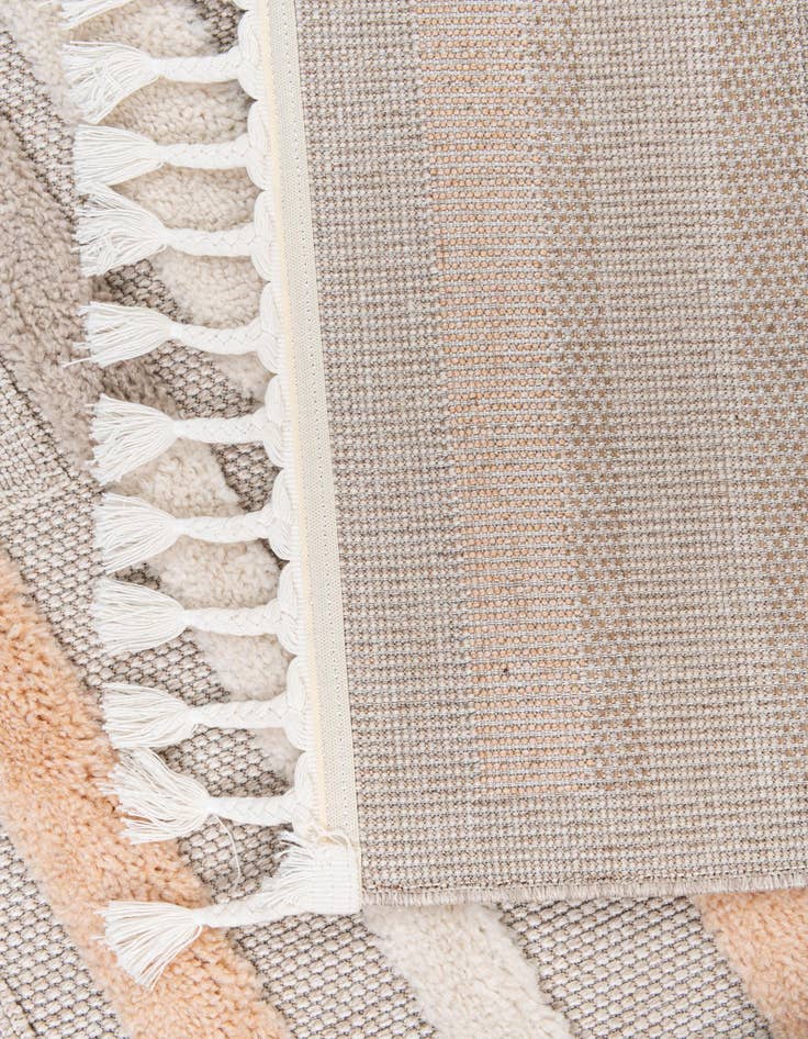 Detail image of  5' 2 x 7' 8 Arlo Rug