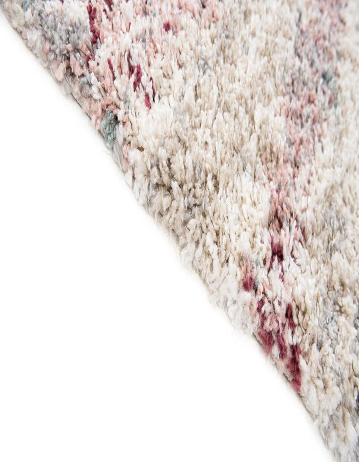Detail image of  5' 3 x 7' 6 Athena Shag Rug