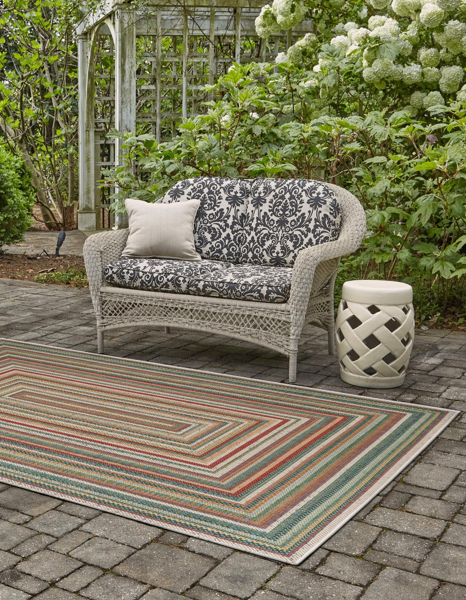 Multicolor 3' 3 x 5' 3 Baja Indoor / Outdoor Rug | Rugs.com