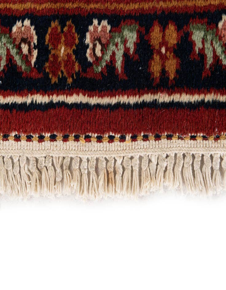 Detail image of 4' 1 x 5' 4 Hand Knotted Bakhtiar Oriental Wool Rug
