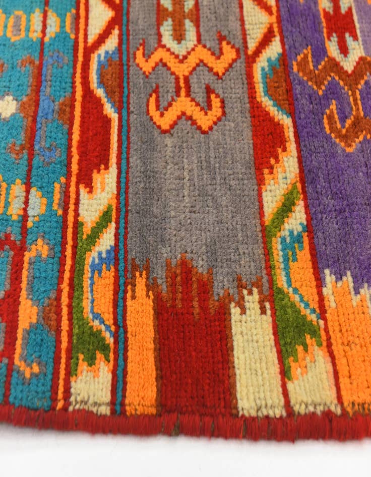 Detail image of  2' 9 x 4'  Hand Knotted Balouch Rug