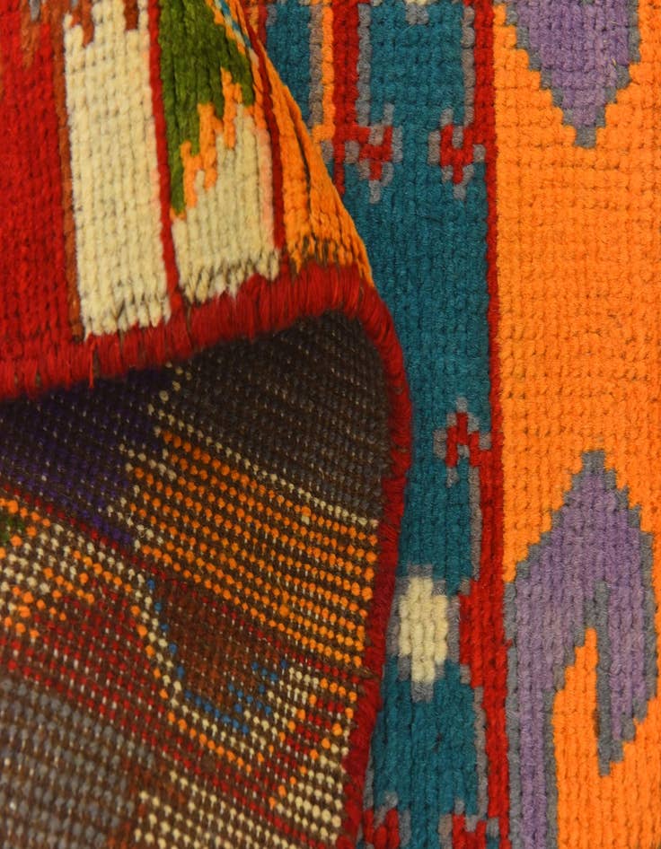 Detail image of  2' 9 x 4'  Hand Knotted Balouch Rug