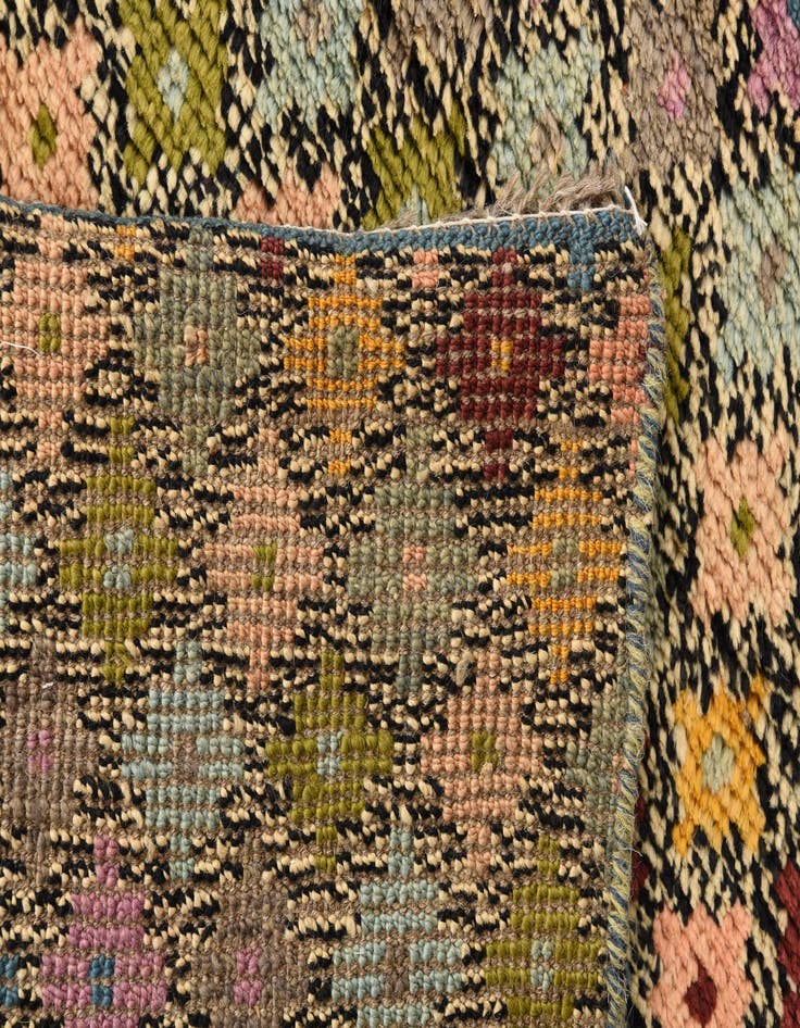 Detail image of  3' 1 x 5' 2  Hand Knotted Balouch Wool Rug