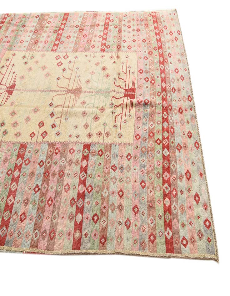 Detail image of  6' 4 x 8' 8  Hand Knotted Balouch Wool Rug