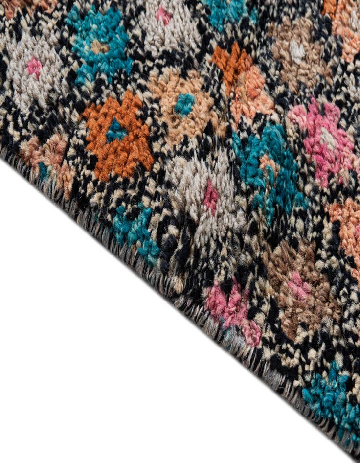 Detail image of  3' 2 x 5' 2  Hand Knotted Balouch Wool Rug