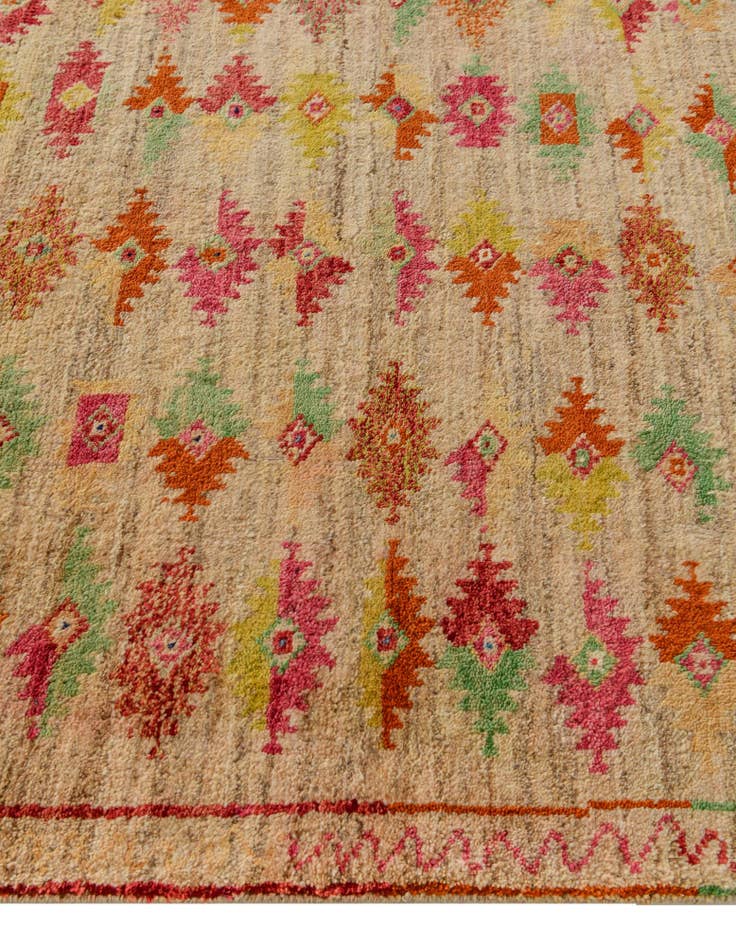Detail image of 4' 3 x 6' 3 Hand Knotted Balouch Wool Rug