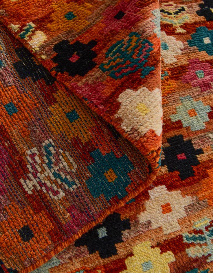 Detail image of 3' 2 x 4' 10 Hand Knotted Balouch Wool Rug