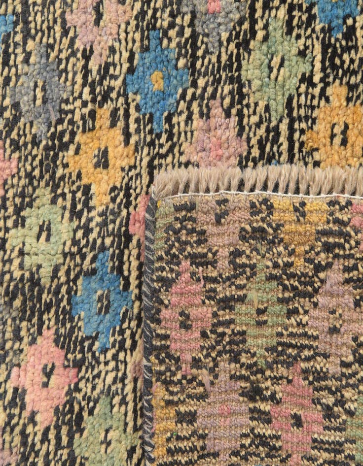 Detail image of  5' 6 x 8' 5  Hand Knotted Balouch Wool Rug