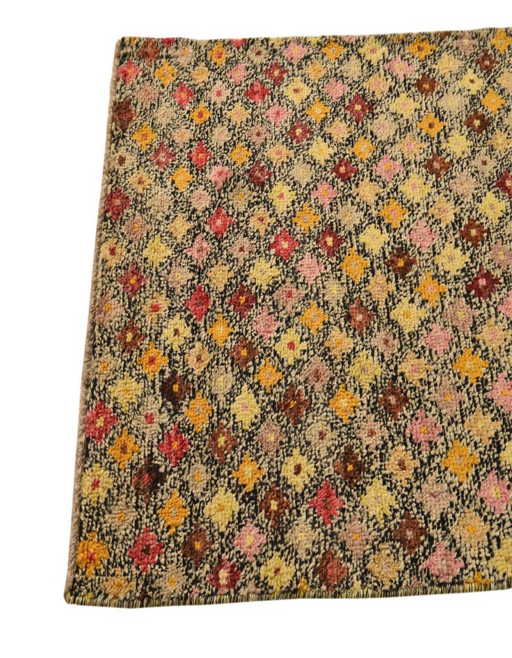 Detail image of  3' 1 x 5' 3  Hand Knotted Balouch Wool Rug