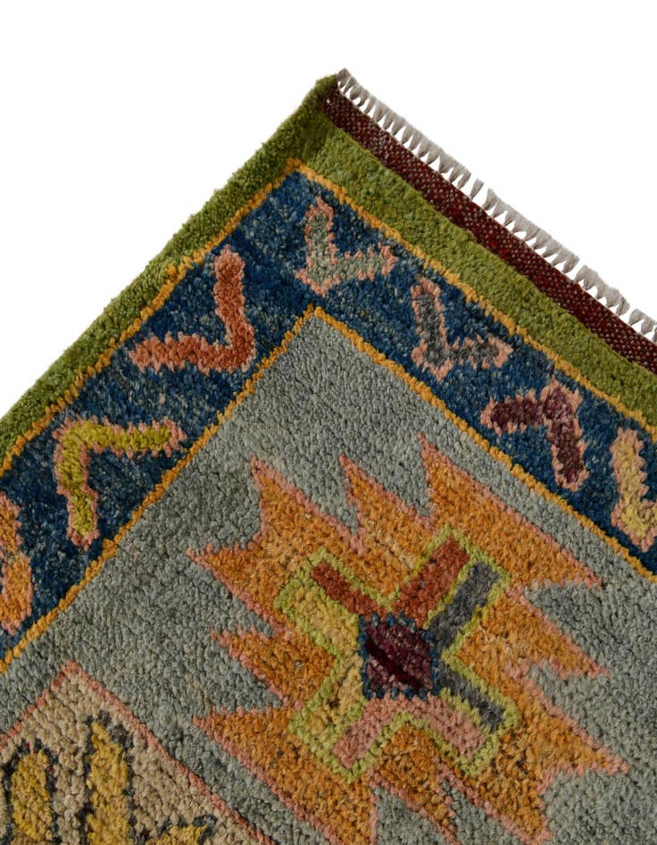 Detail image of 8' 7 x 10' 4 Hand Knotted Balouch Wool Rug