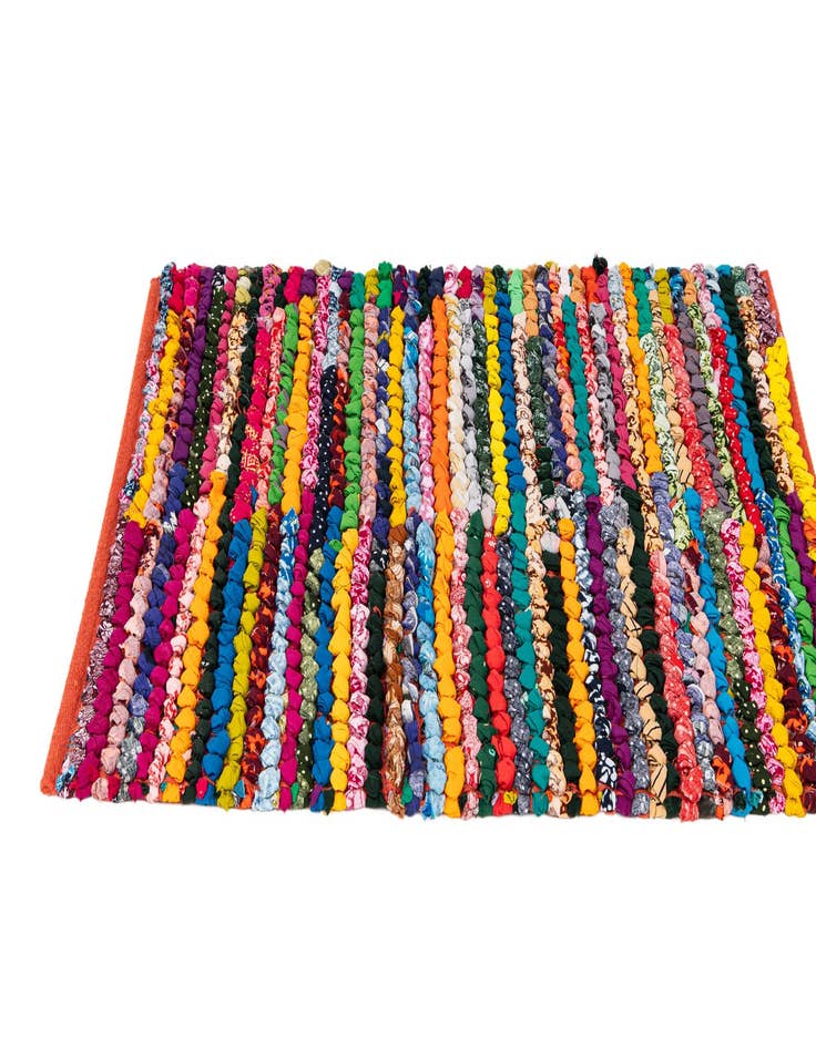 Detail image of 2' x 3' 2 Handmade Braided Chindi Rug