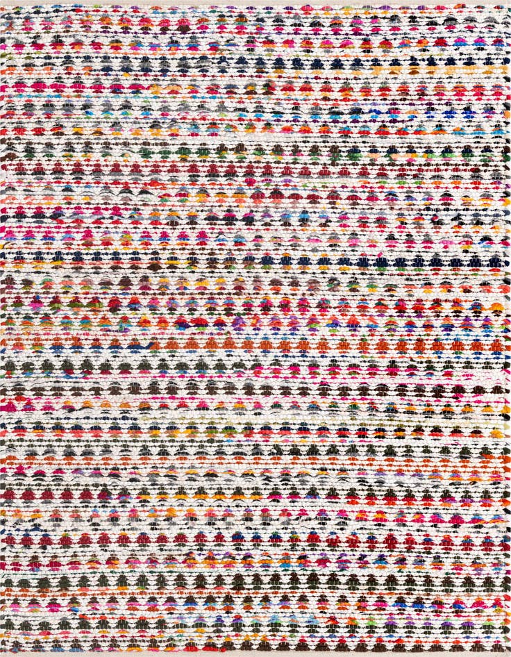 Detail image of 5' 1 x 8' Hand Woven Braided Chindi Rug