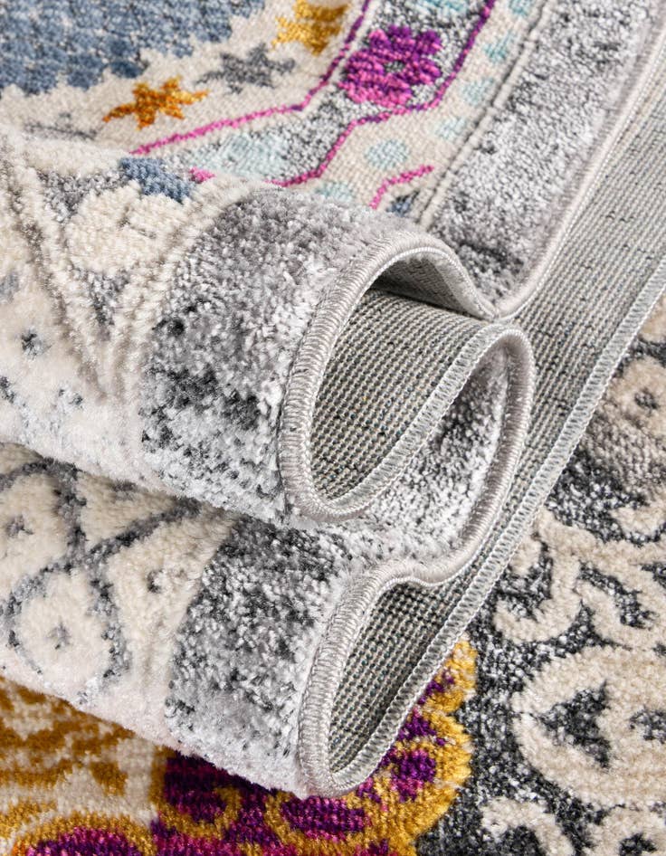 Detail image of  4' x 6' Budapest Rug