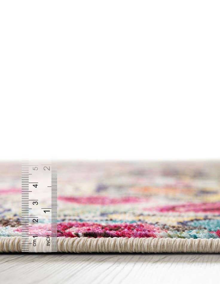 Detail image of  4' x 6'  Washable Carnevale Rug