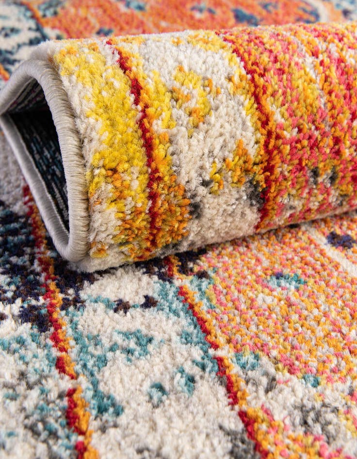 Detail image of  9' x 12' 2  Washable Carnevale Rug