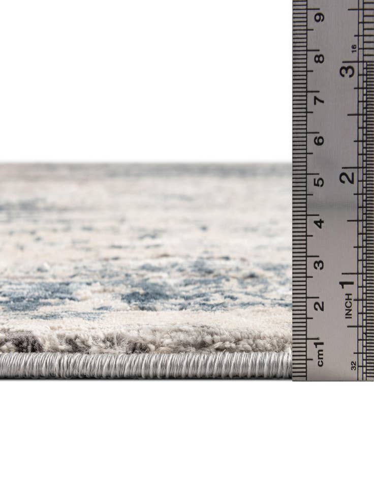 Detail image of  5' 3 x 7' 7 Caspian Rug