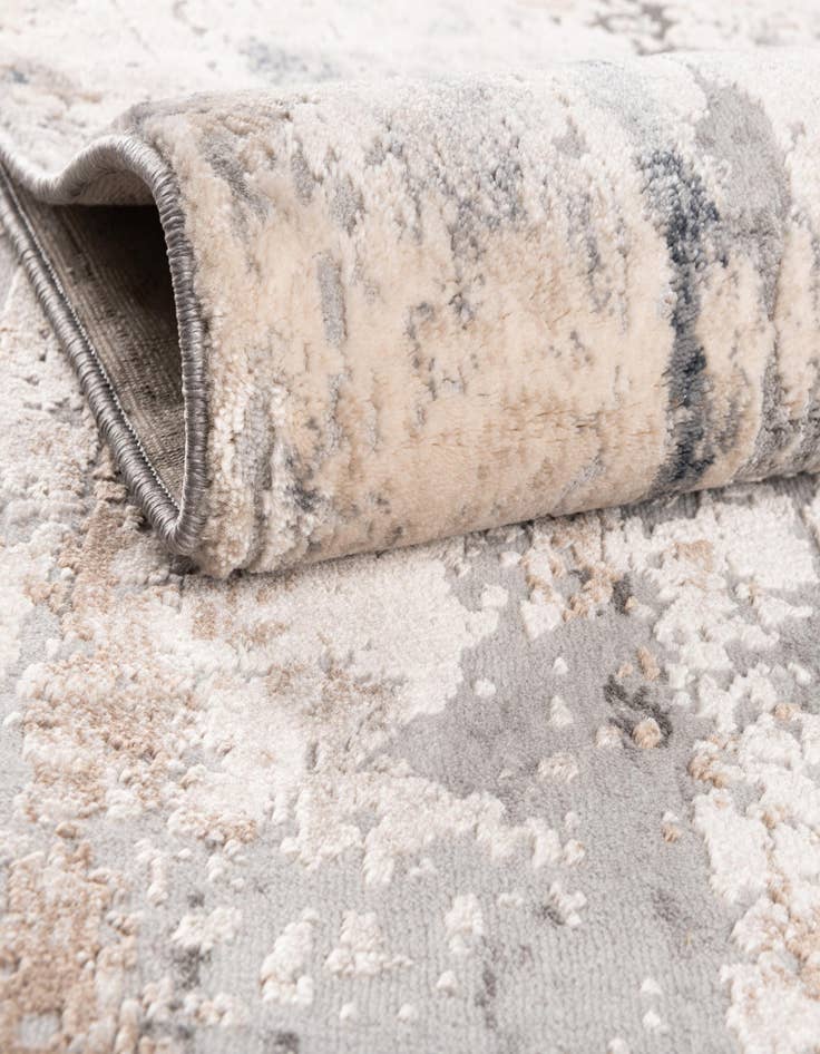 Detail image of  5' x 7' 7 Caspian Rug