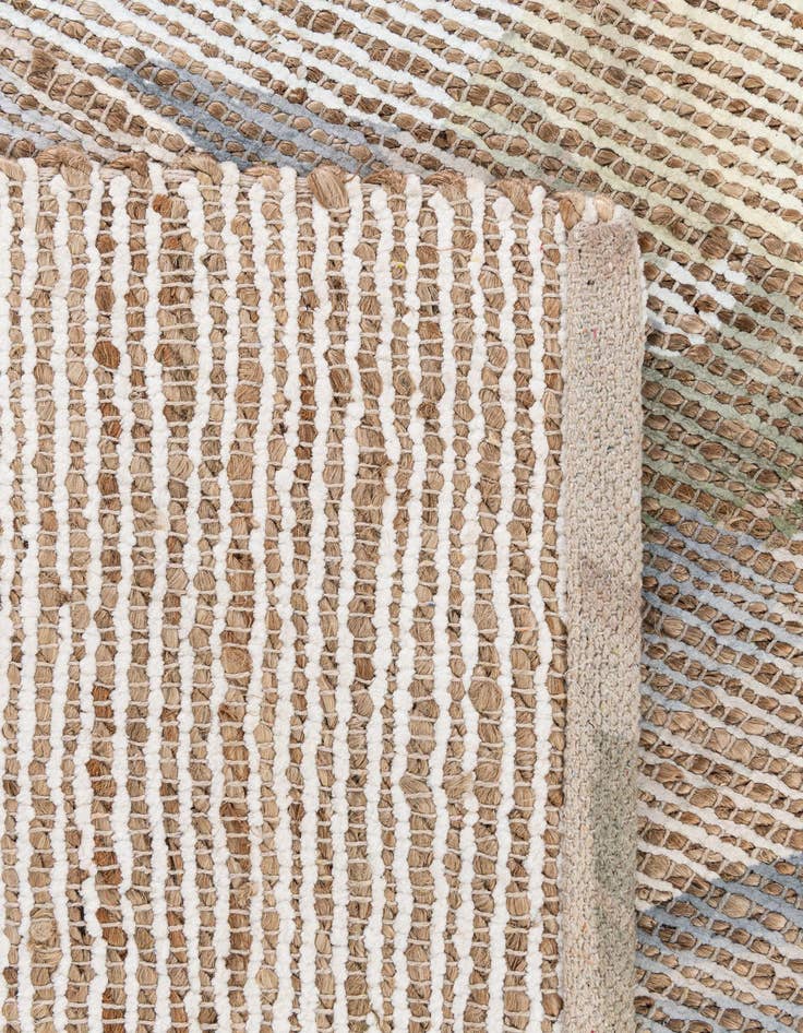 Detail image of  4' 1 x 6' Chenille Jute Rug