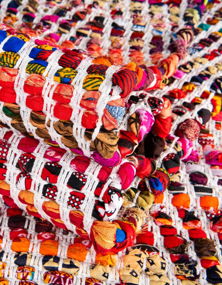 Detail image of  7' 1 x 10'  Hand Woven Chindi Chevron Rug