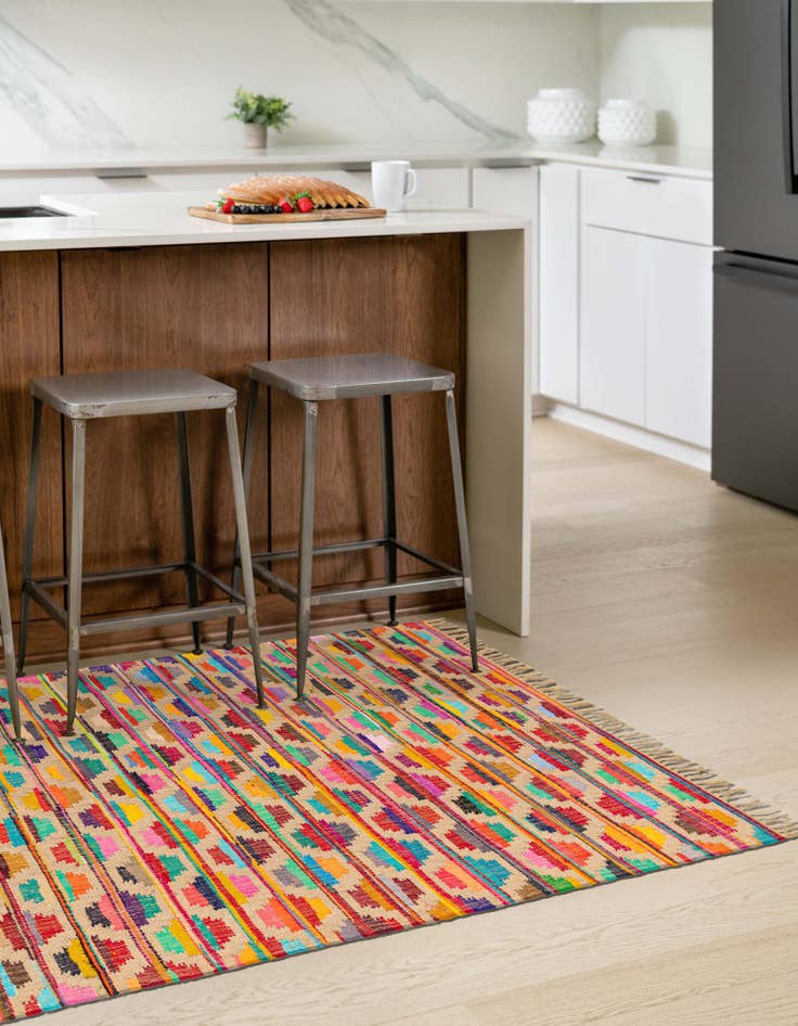 Detail image of  8' x 11'  Hand Woven Chindi Trellis Rug