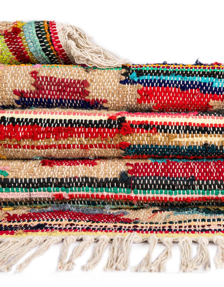 Detail image of  2' x 3' 1  Hand Woven Chindi Trellis Rug